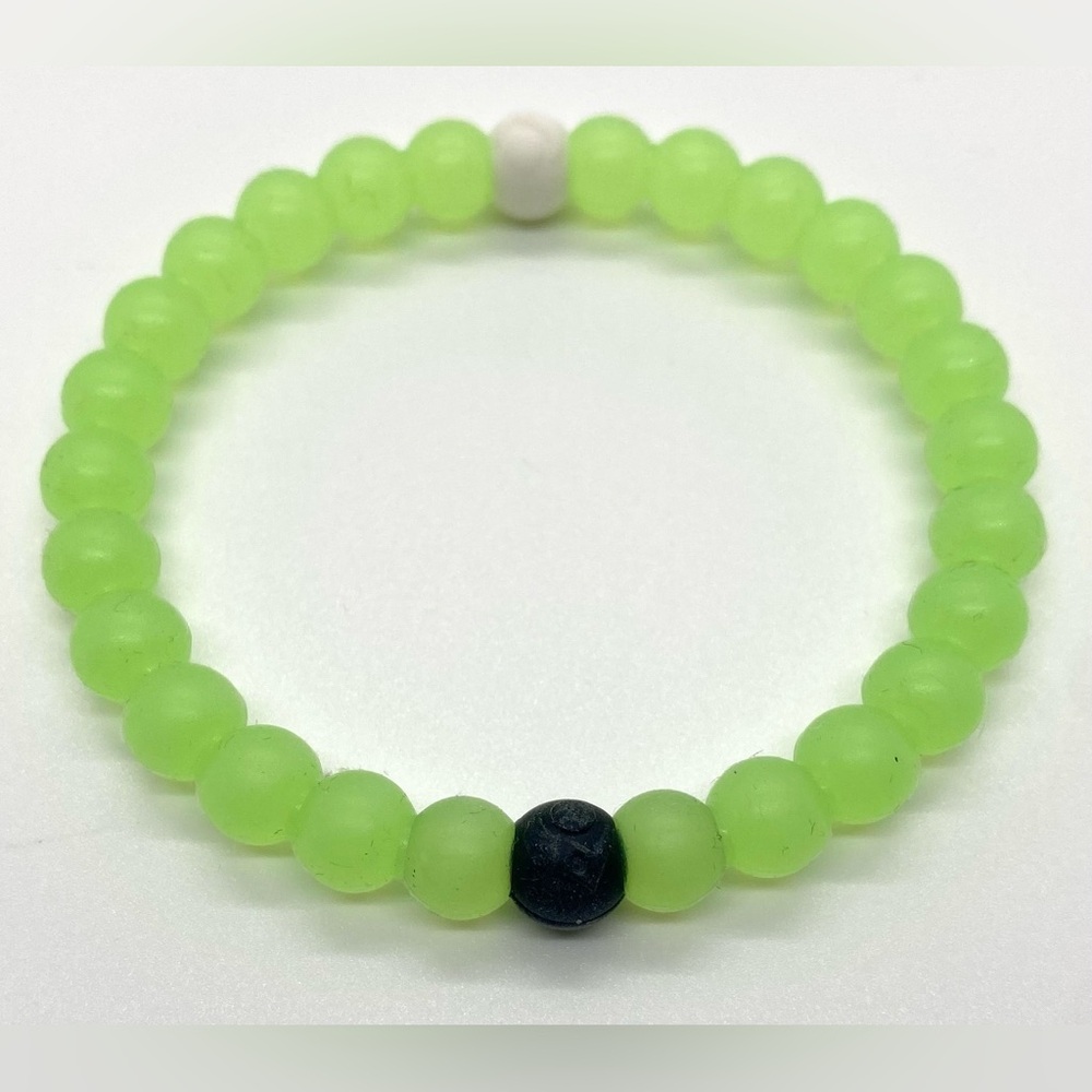 LOKAI Translucent Green Friendship Cause Bangle Bracelet Boho Y2K Summer Beach - Picture 5 of 5